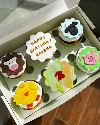 Custom Themed Cupcakes