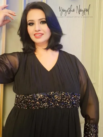 A natural glam look that is subtle yet stunning. I focused on a dewy base and soft hues to create a radiant glow that looks effortless.