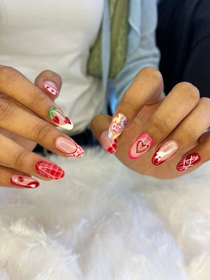A perfect look for Valentine's Day or just to show some love. This set features a mix of red plaid, hearts, and strawberry designs for a super sweet and romantic vibe.