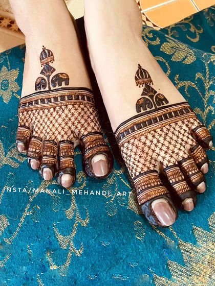 Elegant Foot & Leg Designs photo 4
