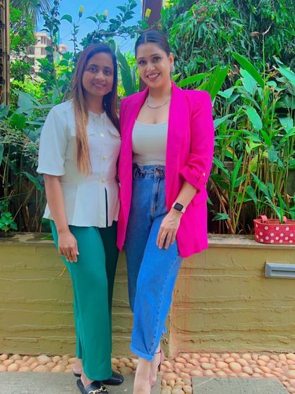 So proud to be certified by one of the best in the industry. This training helps me create even more beautiful and intricate bridal hairstyles for my clients.