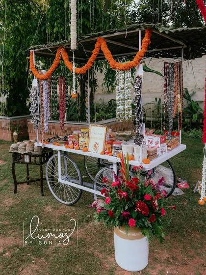 We brought back the magic of the 90s with a custom candy cart. This nostalgic corner, filled with childhood treats, was a personal touch that brought smiles and stories to this unique wedding celebration.