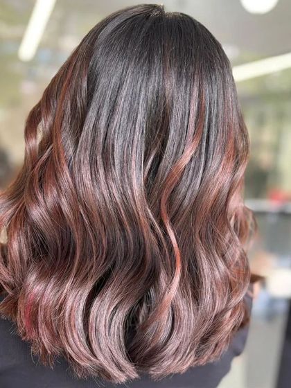 Another angle of the hair, capturing the beautiful waves and color.