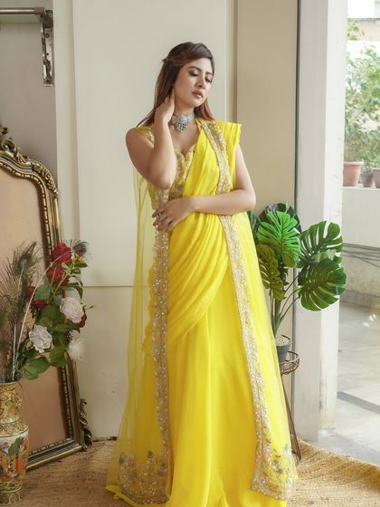 Sangeet, Mehendi & Haldi Glam photo 10