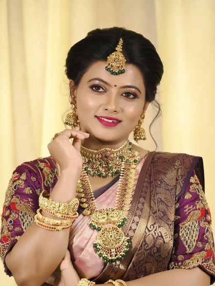 Costume Bank - Photoshoot & Videography Packages Traditional & Ethnic Wear photo 66