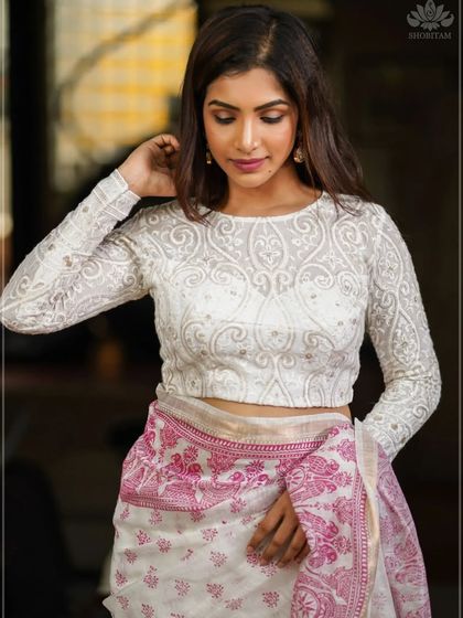 Sheer Elegance & Sequin Sparkle photo 7