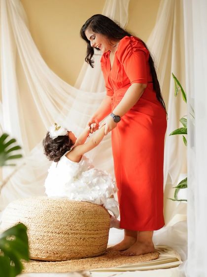 Timeless Studio Portraits: Boho & Classic photo 5