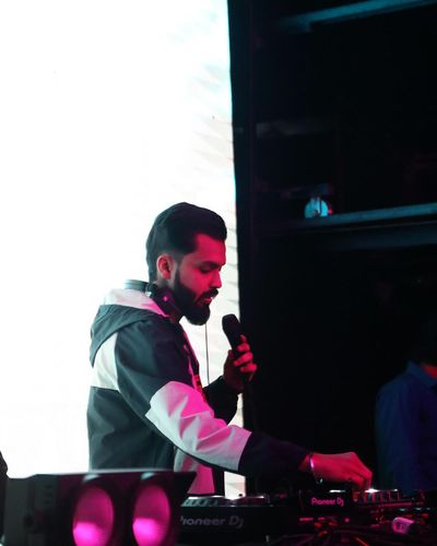 DJ Performance