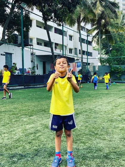 Elite Soccer School - Youth Football Coaching Programs Youth Development (Ages 6-10) photo 19