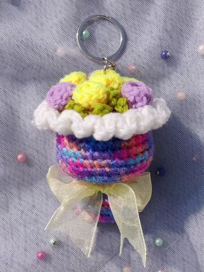 My most popular item, the mini bouquet keychain. I create these in various flower types like roses and sunflowers, and in a wide range of color combinations.