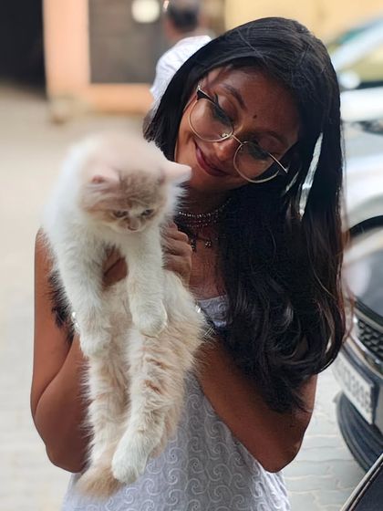 Another happy customer with her new Persian kitten. We love capturing these first moments and are thankful to be a part of so many happy pet adoption stories.