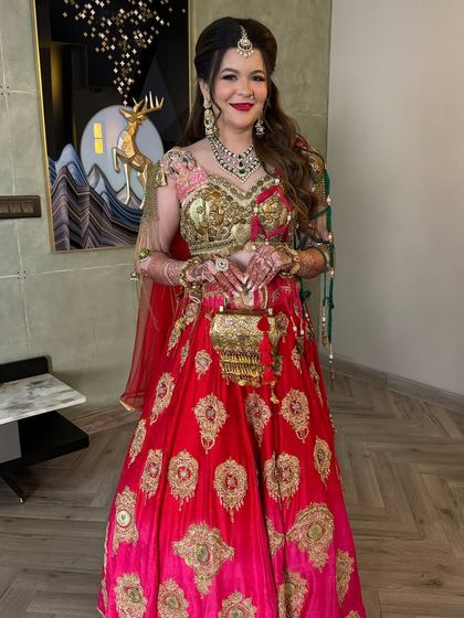 Glamorous Reception & Cocktail Looks photo 69