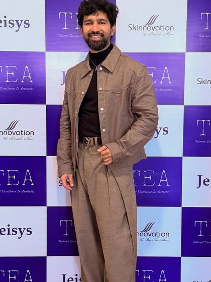 At the photo wall for TEA India 2026. Events like these, sponsored by leaders like Jeisys and Skinnovation, are vital for fostering collaboration and innovation.