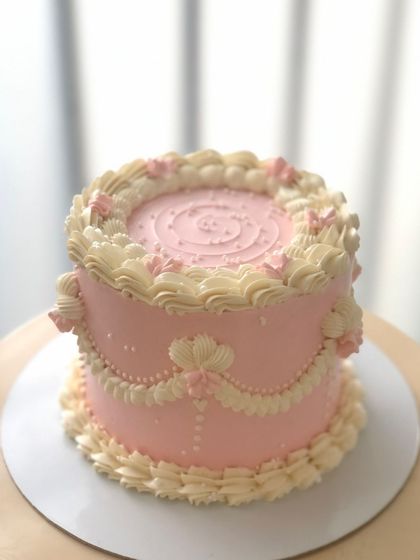 Ankita Das - Designer Cakes & Desserts Art in Buttercream: Floral & Dainty Designs photo 12