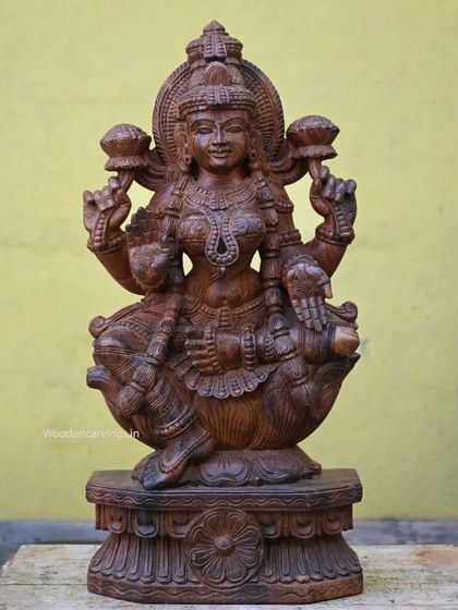 A full, straight-on view of the 30.5-inch Mahalakshmi, emphasizing her balanced and graceful posture.