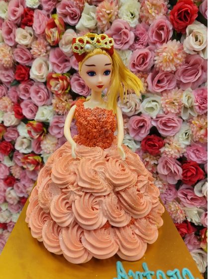 Character & Cartoon Cakes photo 21