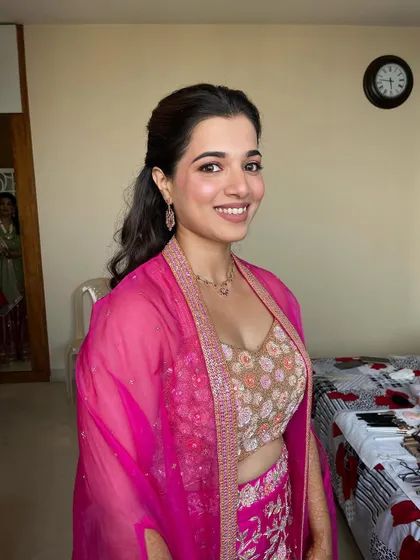 Another radiant portrait of the bride. The soft glam makeup is perfect for a day event, looking fresh and flawless.