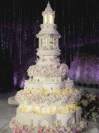 Luxury Wedding & Engagement Cakes