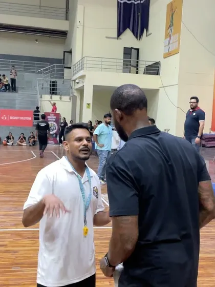 A great conversation with NBA Legend Larry Hughes. It's important for me to keep learning from the best so I can bring that knowledge to my players.