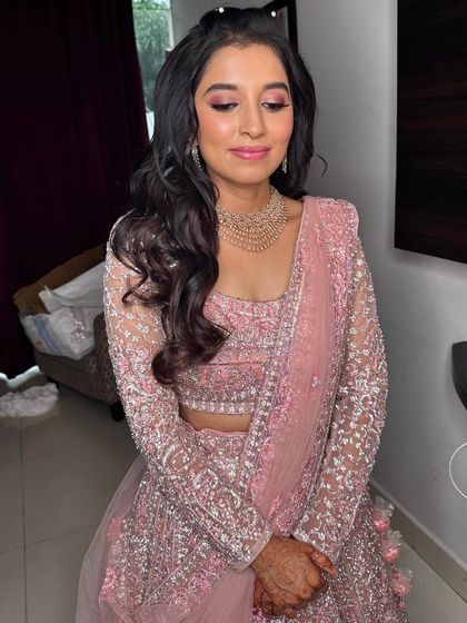 A final shot of this dreamy Sangeet look. The makeup is designed to look beautiful both in person and in photographs.