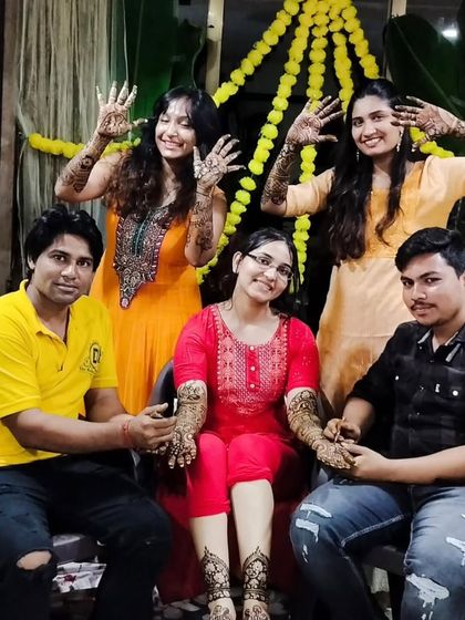 The bride with her friends and my team. We ensure that not just the bride, but her entire bride tribe gets beautiful mehndi.