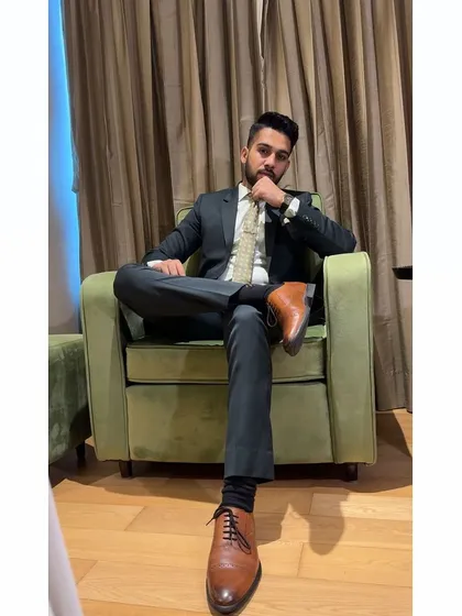 A moment of focus. My approach to law is built on determination and a clear vision for achieving my client's objectives, whether in India or across borders.