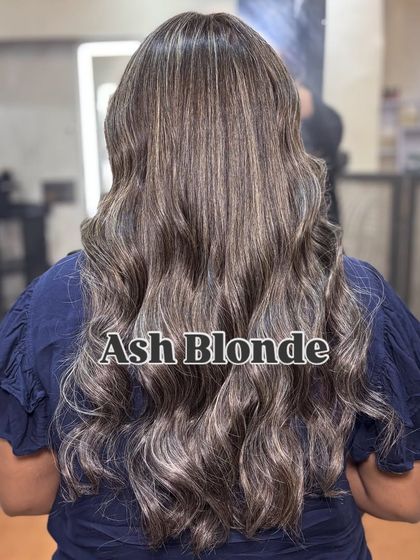 A close-up of the Ash Blonde shade, showing the beautiful blend of cool tones.