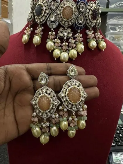 The peach and pearl version of my customizable choker set. This is a soft and sophisticated rental choice for a day event.