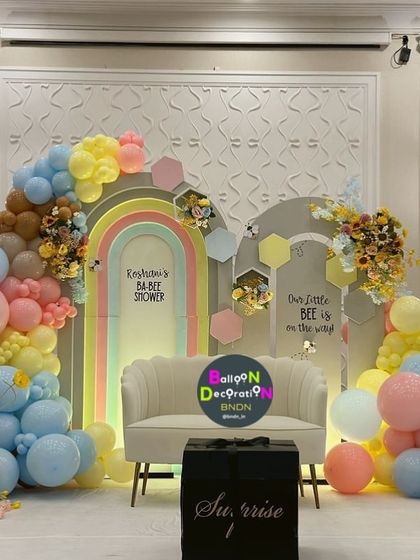 Unique & Custom-Designed Themes photo 4