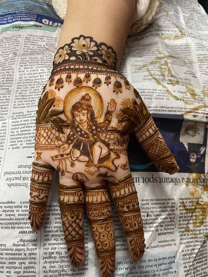 Lucky Mehndi Artist - Bridal Mehndi Spiritual & Divine Motifs photo 11