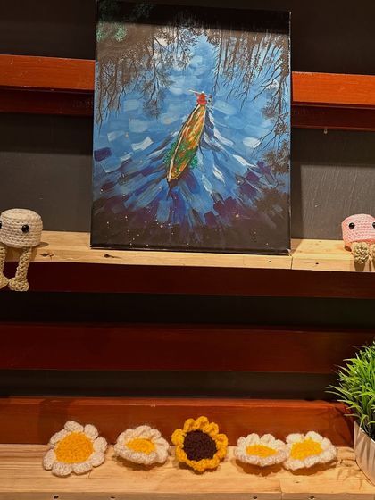 I love seeing how clients style my creations! Here are some of my daisy coasters and amigurumi desk buddies sitting happily on a wooden shelf, adding a touch of handmade charm.