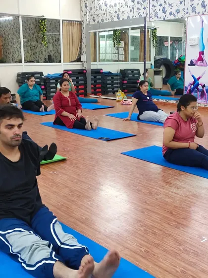 Students relaxing after a session. We create a comfortable space where everyone can unwind and progress at their own pace.