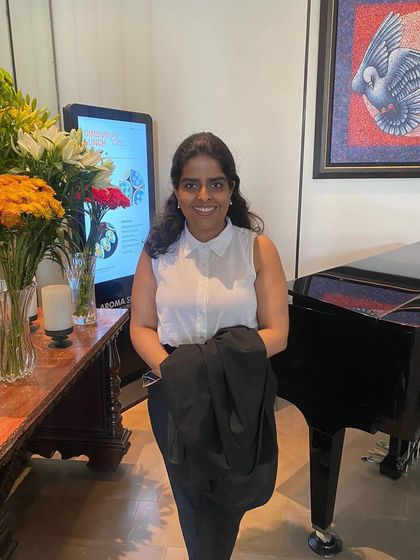 After a long nine-hour session at the SFIO, a lunch escape was exactly what my colleague and I needed. It's important to find moments to recharge.