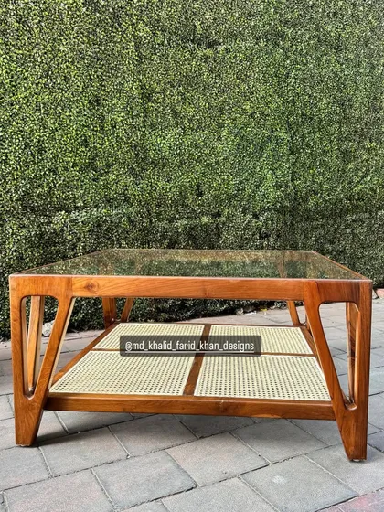 A different angle of the coffee table.