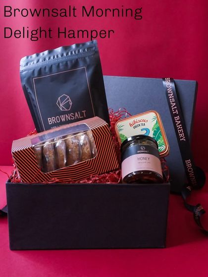 Our Brownsalt Morning Delight Hamper is a perfect gift for Father's Day. It includes a selection of our granola, cookies, honey, and tea, curated to make his morning special.