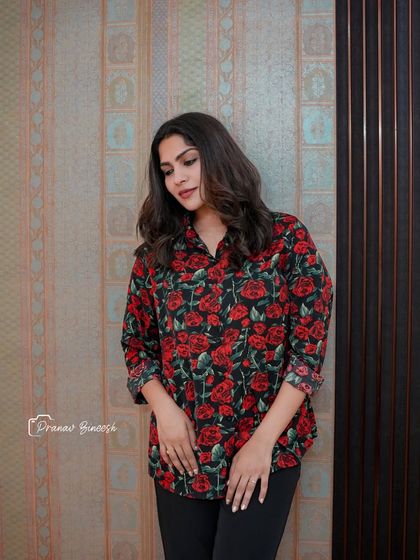 Alankara Homestories - Custom Wall & Window Treatments As Seen In: Celebrity Homes photo 7