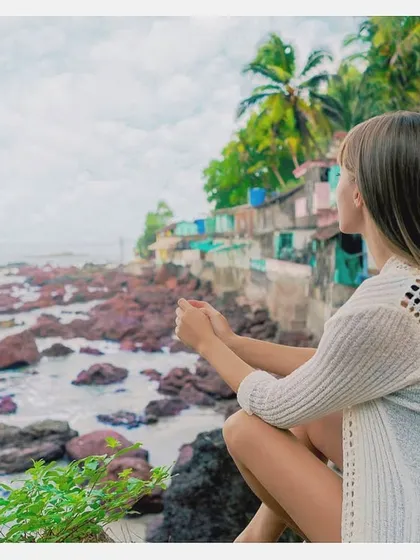We stumbled upon this Italian-looking creek in Goa, completely unplanned. Spontaneous moments like this often create the most authentic and beautiful lifestyle shots for a travel campaign.