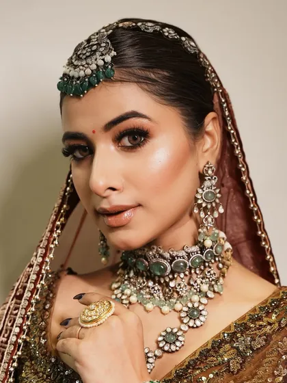A stunning look I created for the ProBeauty Expo. This was all about soft bold eyes and flawless skin, showcasing a blend of passion and precision in my craft.