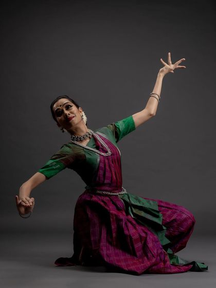 The first day of Navaratri, depicted through the form of Shailaputri, the daughter of the mountains. This photoshoot was a wonderful way to connect with the stories of the goddesses.