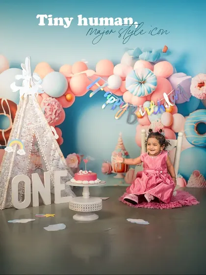 Turning one is a celebration for the whole family. I design vibrant, playful first birthday photoshoots complete with cakes, balloons, and plenty of sparkle to mark this precious milestone.