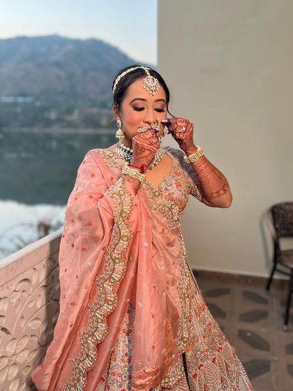 Timeless Wedding Day Looks photo 78