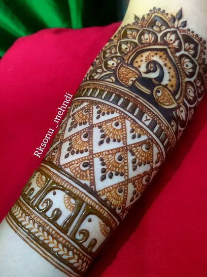 Sonu - Bridal & Wedding Mehndi Intricate Bridal Designs photo 93