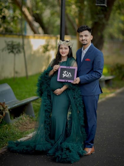 Couple Maternity Portraits photo 17