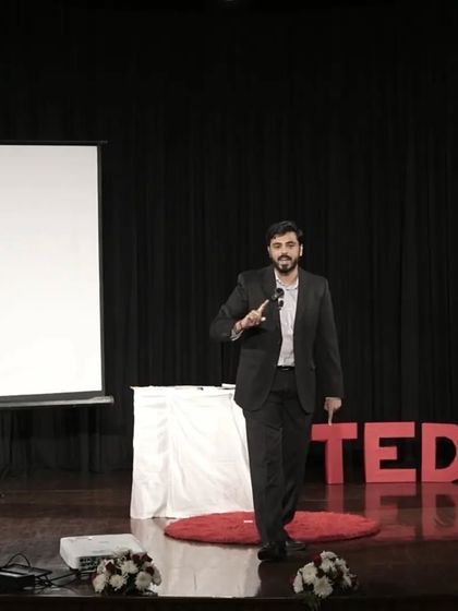 The Live Show Experience photo 57