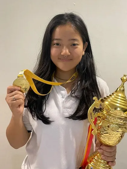 We celebrate Khiwama's Gold medal win at the ICSE regional states in Rajasthan. Training at our academy, she scored an impressive 390/400 in the 10M Air Rifle women U19 event.