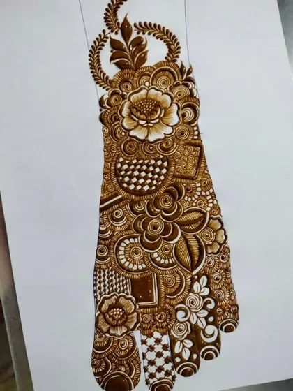 A very dense and detailed bridal foot design from my master class. This piece demonstrates how to combine many different elements into a harmonious and stunning composition.