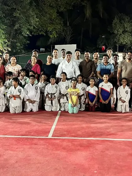 A fantastic turnout for our self-defense and fitness workshop at Malad Gymkhana. It's always powerful to see people of all ages, from young children to adults, coming together to learn practical safety skills and build a stronger community.