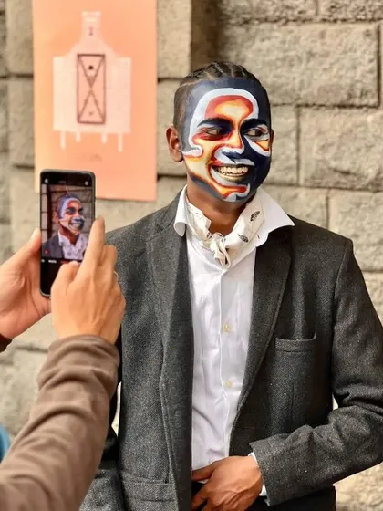 This abstract face paint was for the ChitraSanthe art festival and it was amazing to see it go viral, with thousands of people taking photos. This look demonstrates my passion for creating living art that is both bold and long-lasting, holding up for over 14 hours.