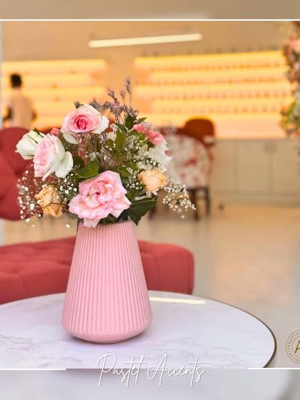 AKAR Design Studio - Interior Design Commercial Interiors: Cafes, Salons & Offices photo 10