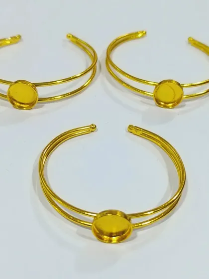 Here is the same adjustable brass bracelet kada in a beautiful gold finish. These high-quality bases are a favorite among jewelry makers for their durability and classic look.